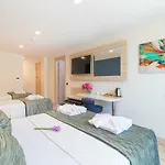 Amossia Elite Boutique Hotel 2*