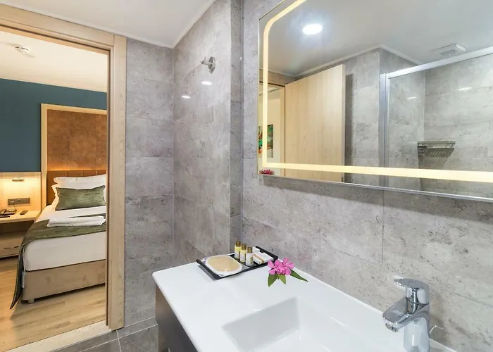 Amossia Elite Boutique Hotel 2*