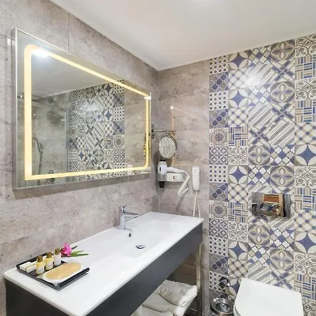 Amossia Elite Boutique 2*