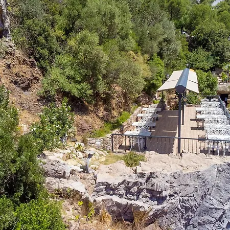 מלון Amossia Elite Boutique