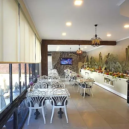 Hotel Amossia Elite 2*
