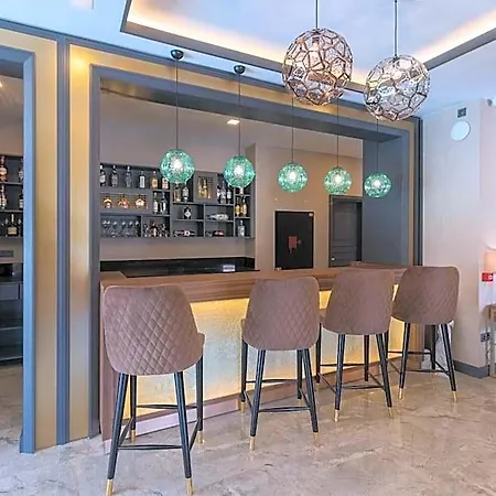 Amossia Elite Hotel 2*