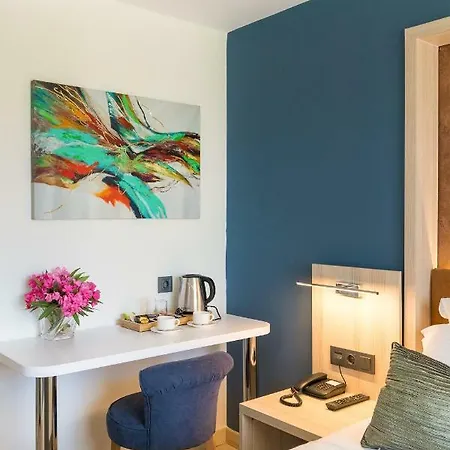 מלון Amossia Elite Boutique