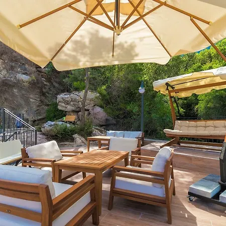 Amossia Elite Boutique 2* Turunç