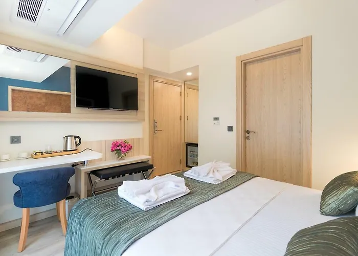 Amossia Elite Boutique 2*